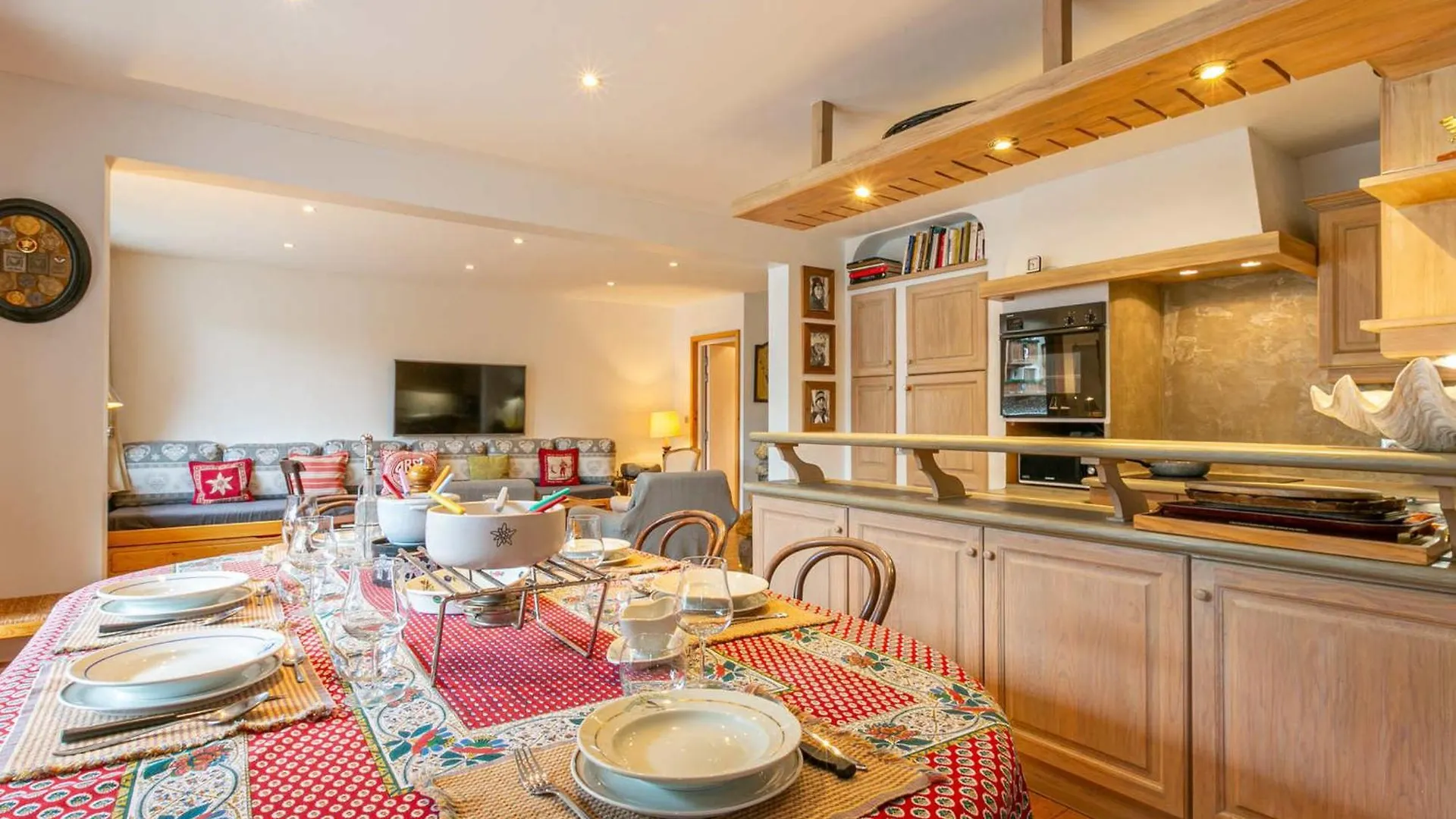 Appartement De Charme Avec Wifi, Au Pied Des Pistes, 4 Pieces, Val-D'Isere - Fr-1-694-130